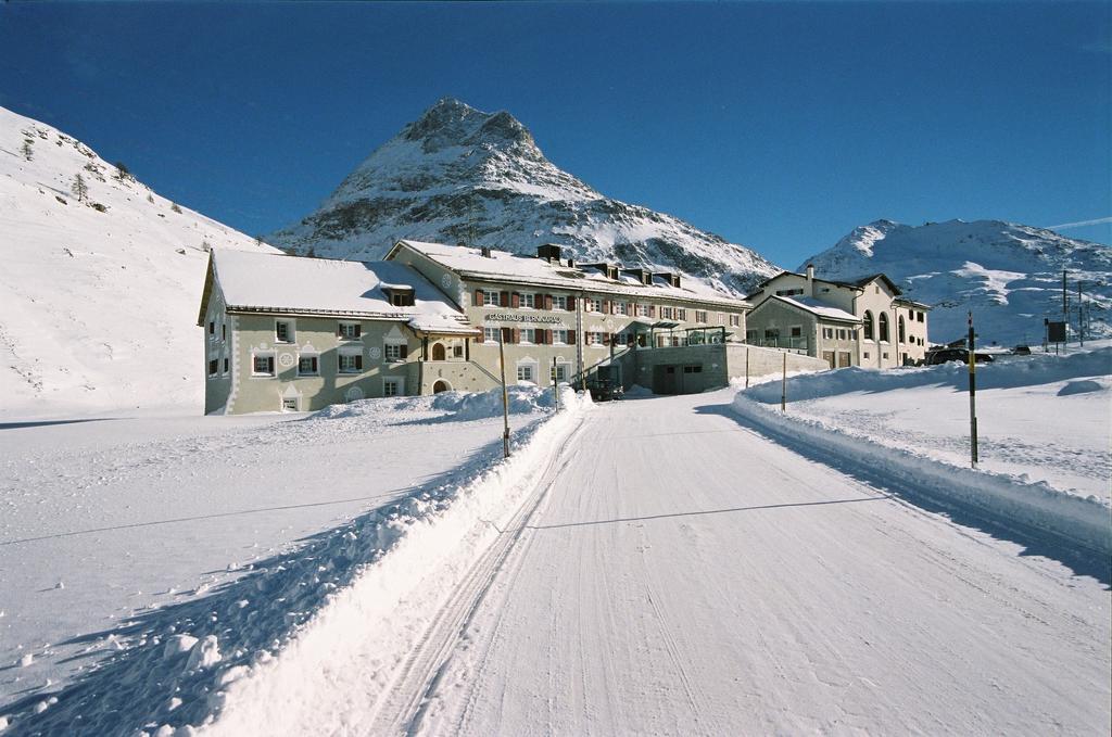 Gasthaus & Hotel Berninahaus Pontresina Luaran gambar