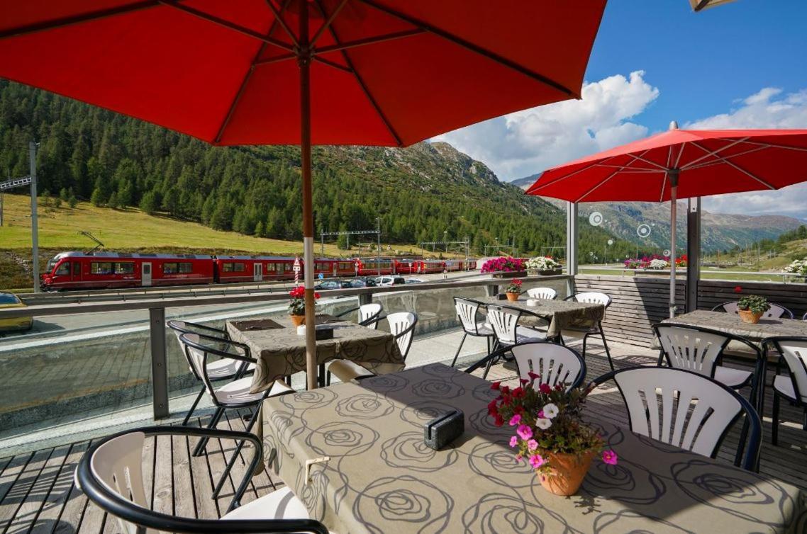 Gasthaus & Hotel Berninahaus Pontresina Luaran gambar
