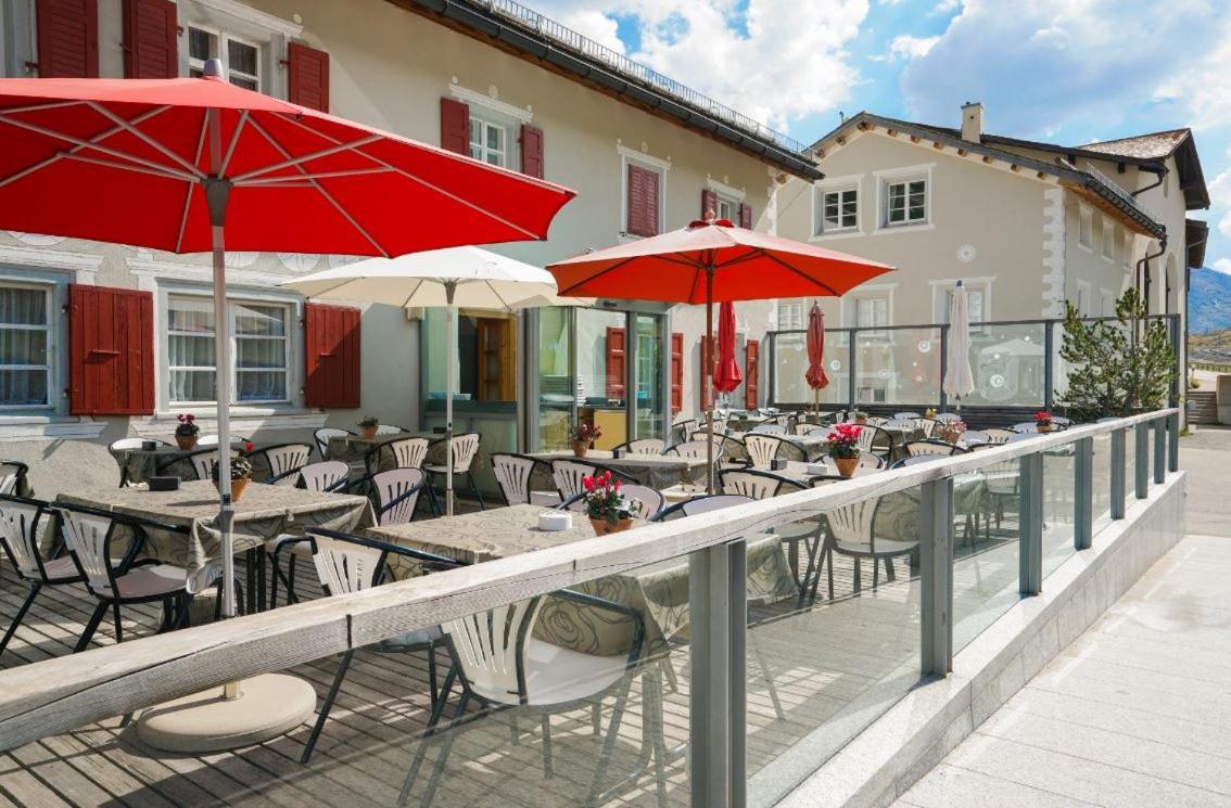 Gasthaus & Hotel Berninahaus Pontresina Luaran gambar